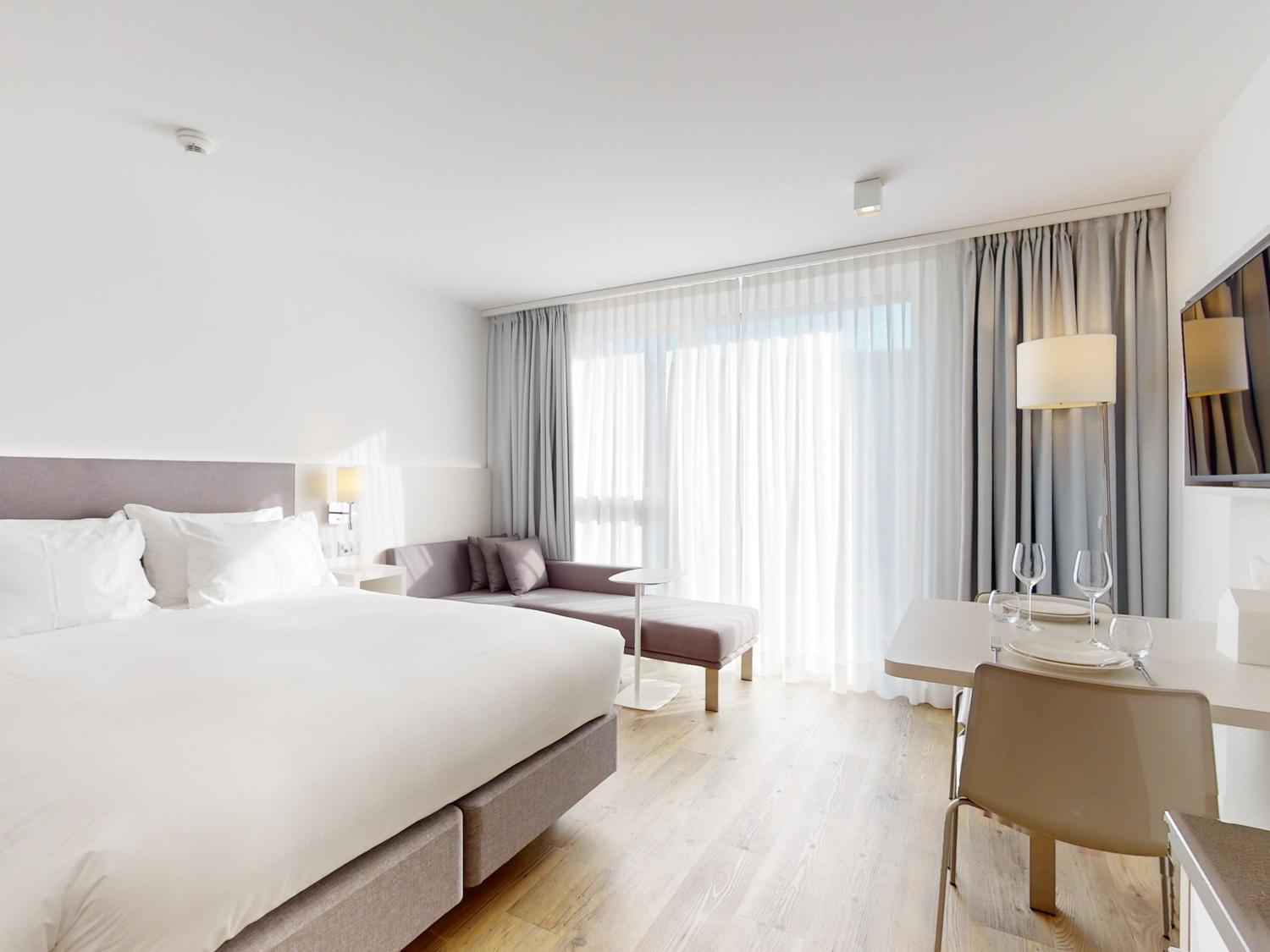Nonanteneuf Appart Hotel Vevey - Contactless Check-In Zewnętrze zdjęcie